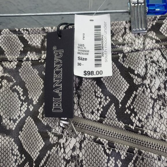 BLANK NYC Mini Skirt Women's 10 Faux Snake Skin Print Zipper Lined Pocket NEW - Picture 9 of 13